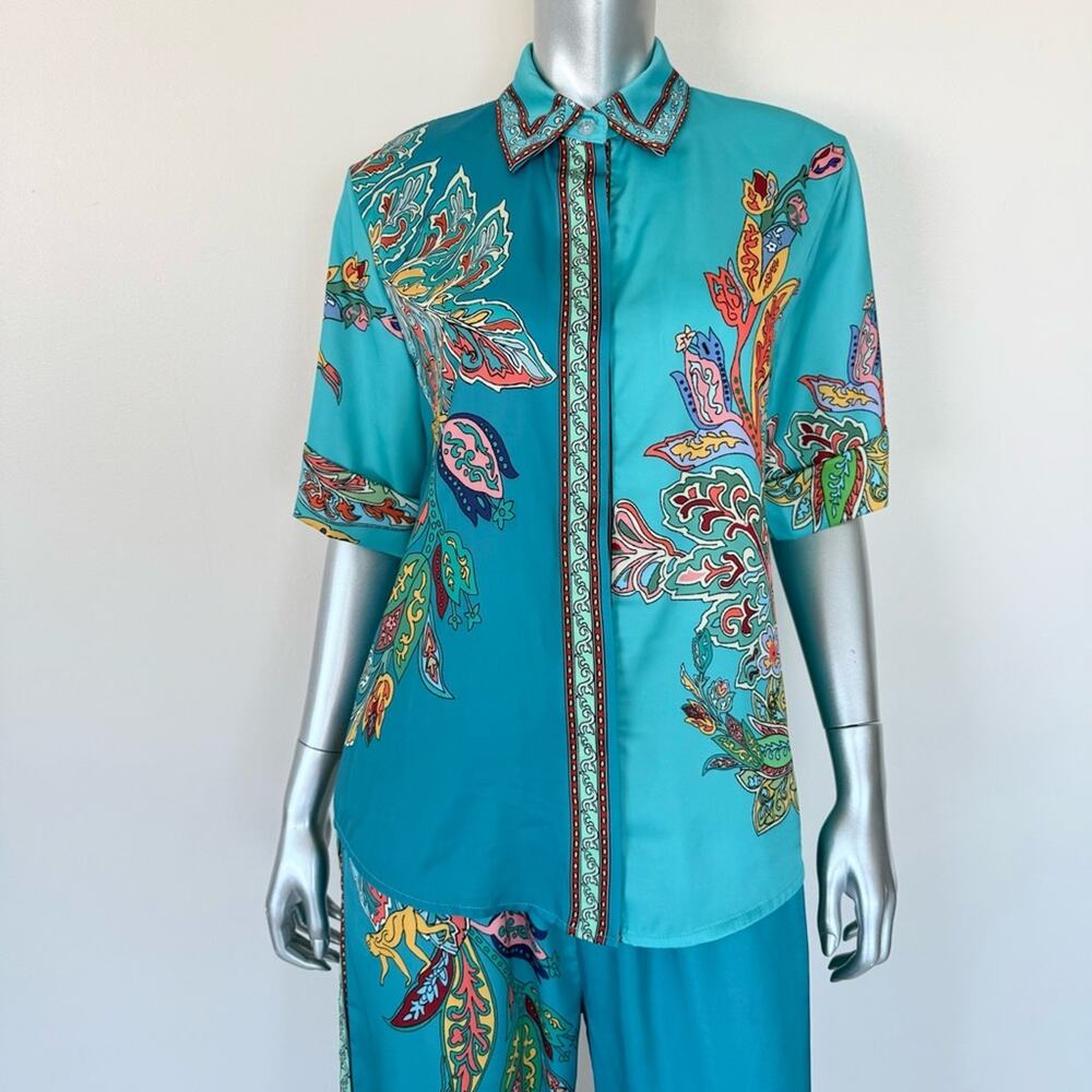 Women 2 pieces costume pants and top size L - Picture 2 of 12